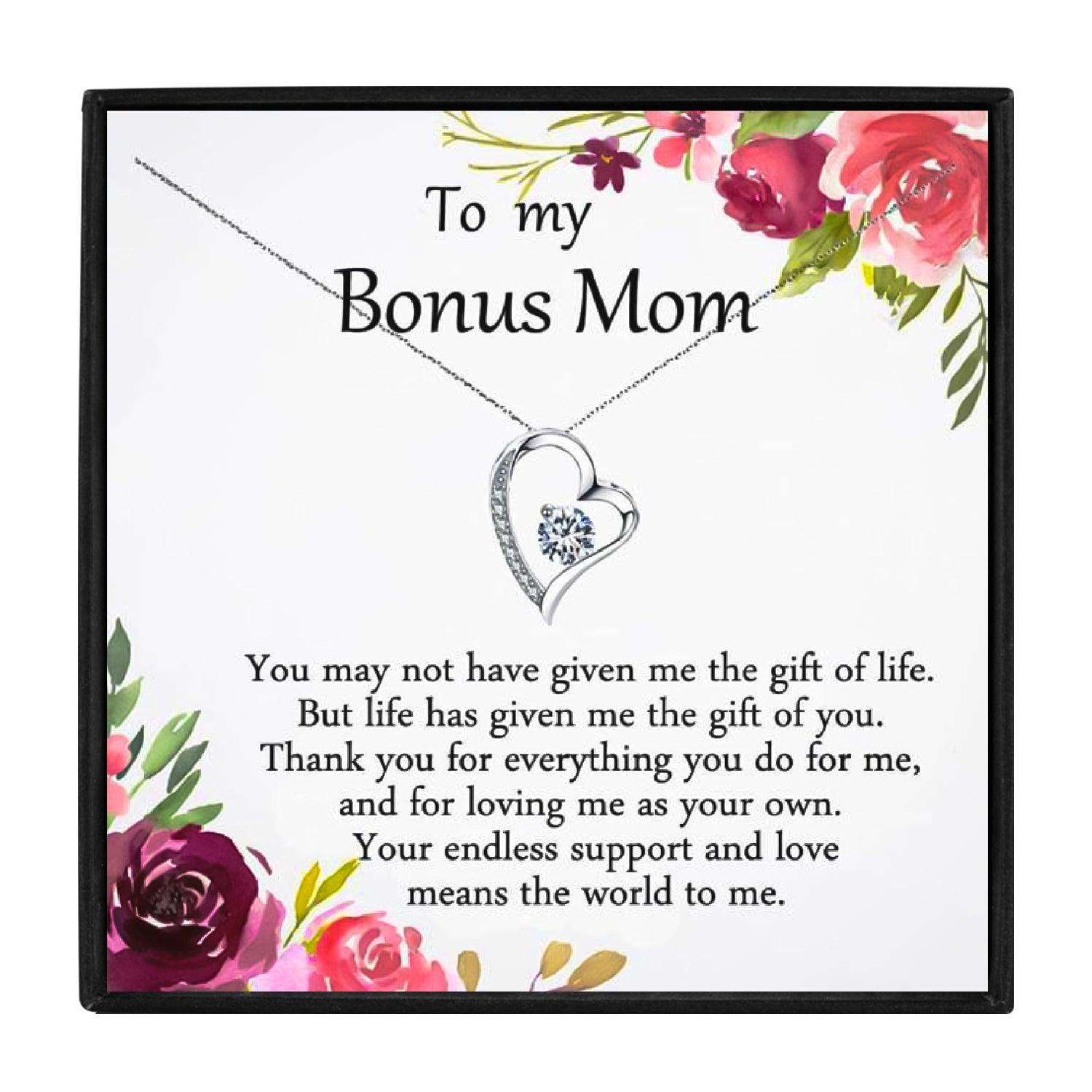 http://hunnylife.com/cdn/shop/files/best-gifts-for-bonus-mom-necklace-in-2023-at-hunny-life-1.jpg?v=1693391602