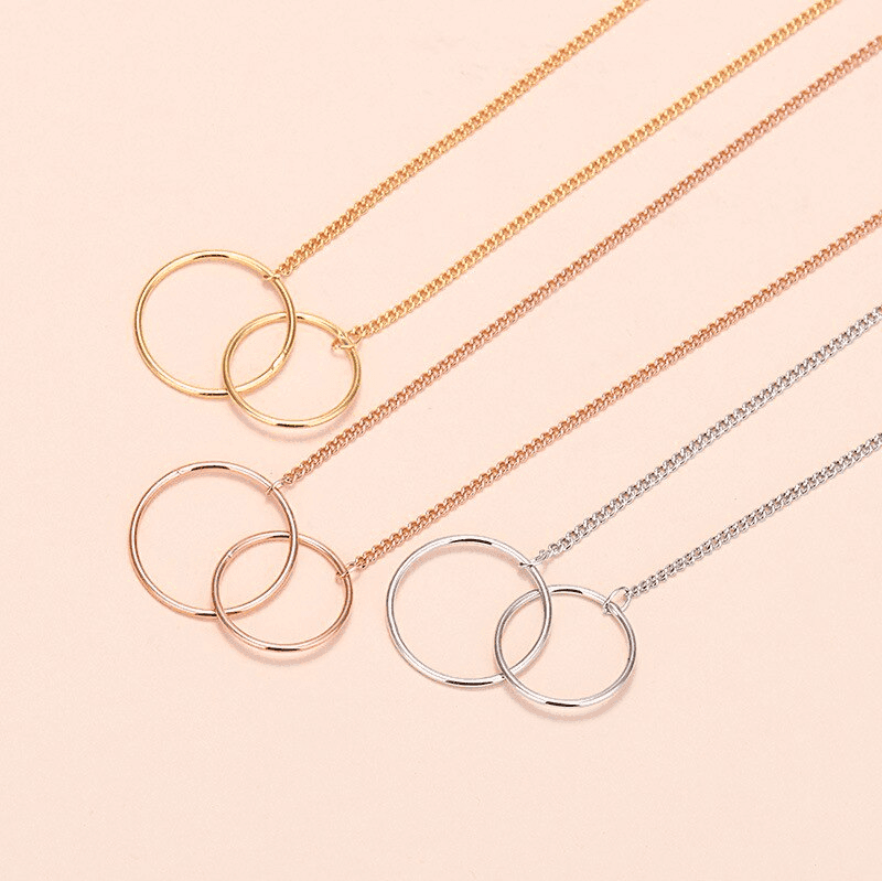 Meaningful necklaces 2024 for mom