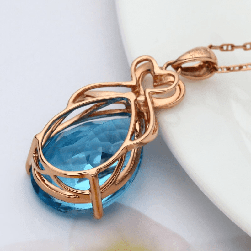 Rose Gold Mother Daughter Necklace Gift Set in 2023 | Rose Gold Mother Daughter Necklace Gift Set - undefined | Mother Daughter, Mother Daughter Gift Necklace, Mother Daughter Infinity Necklace, Mother Daughter Interlocking Circle Necklace Gift Set, Mother Daughter Necklace, Mother Daughter Wedding Gift | From Hunny Life | hunnylife.com
