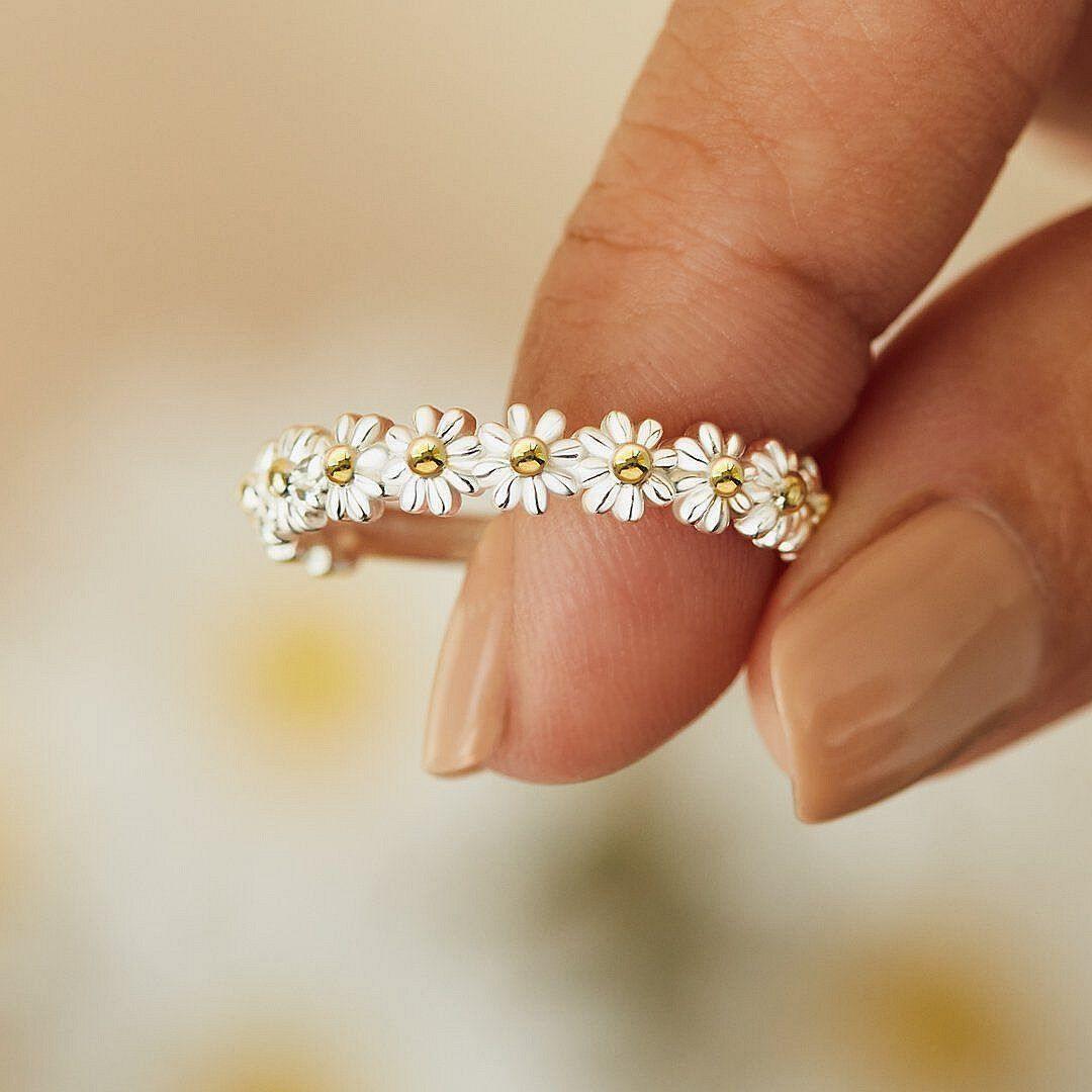 Wild Flower Cute Daisy Ring in 2023 | Wild Flower Cute Daisy Ring - undefined | buy3get2, Flower Ring, rings, Wild Flower Ring | From Hunny Life | hunnylife.com