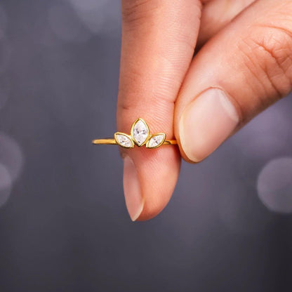 Women's Sterling Silver Clover Flower Ring for Christmas 2023 | Women's Sterling Silver Clover Flower Ring - undefined | Clover Flower Ring | From Hunny Life | hunnylife.com